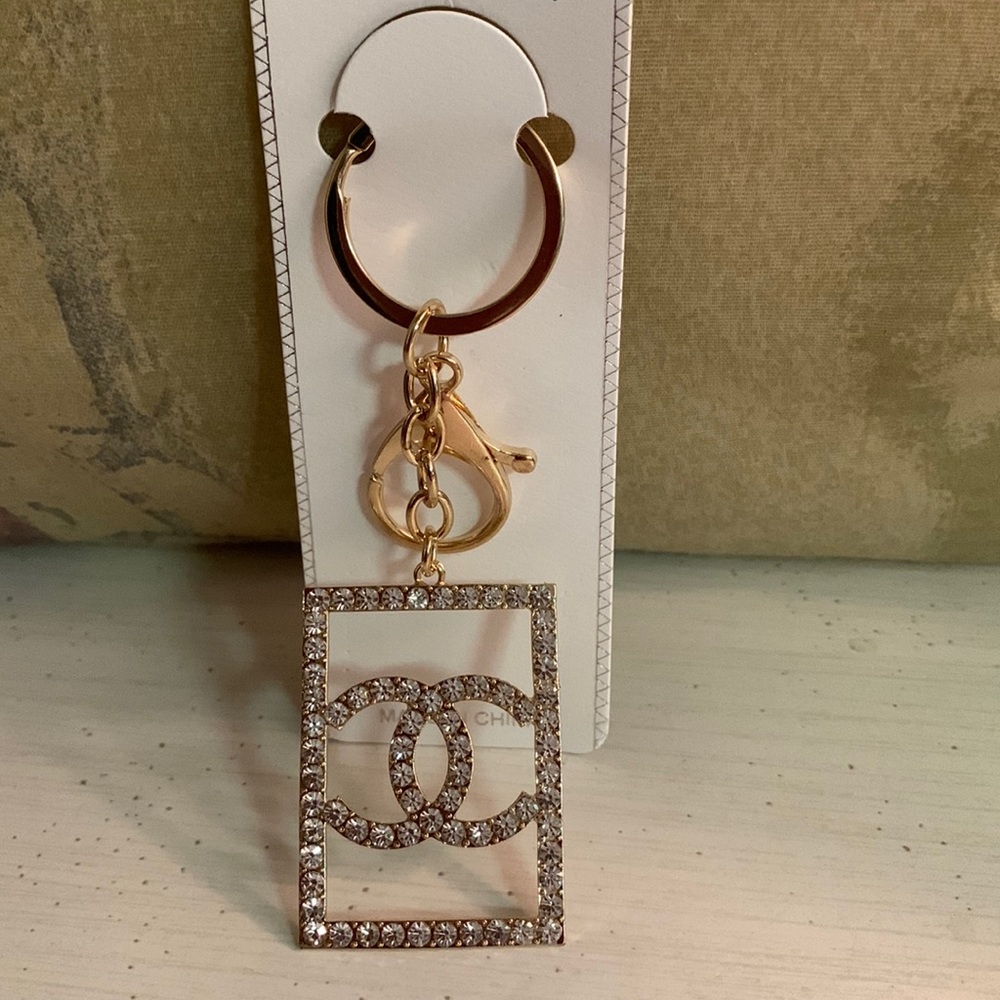 Fashion Jewelry Keyring Handbag Charm WITH clear rhinestones in GOLD - Picture 3 of 5